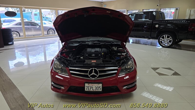 Used 2014 Mercedes-Benz C 250 Sedan image 8
