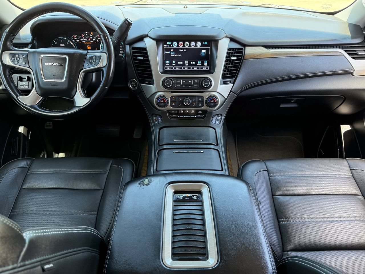 Used 2019 GMC Yukon Denali w/ Denali Ultimate Package RWD image 9