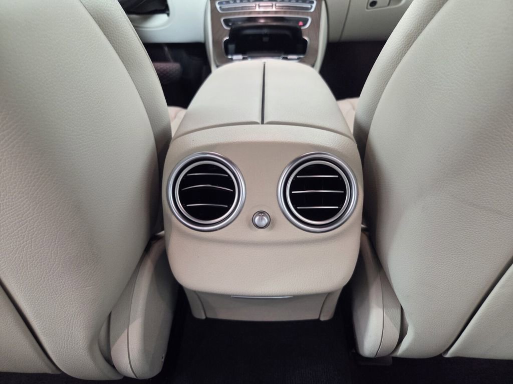 Used 2022 Mercedes-Benz E 350 Sedan image 25
