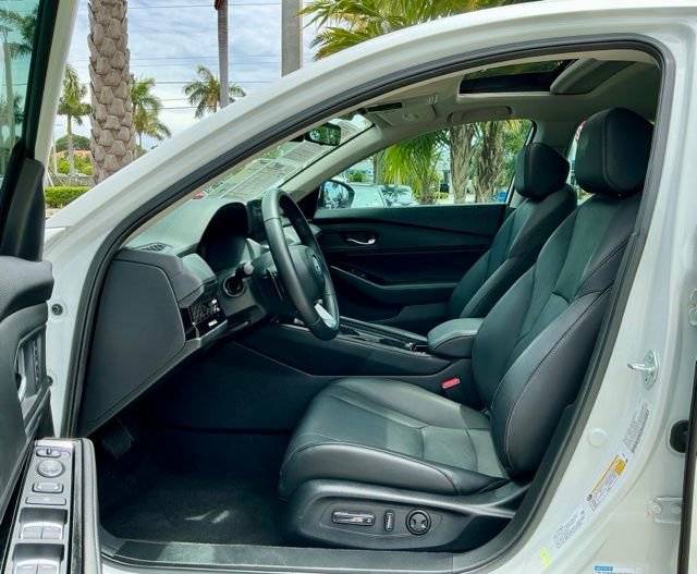 Used 2023 Honda Accord Touring image 8