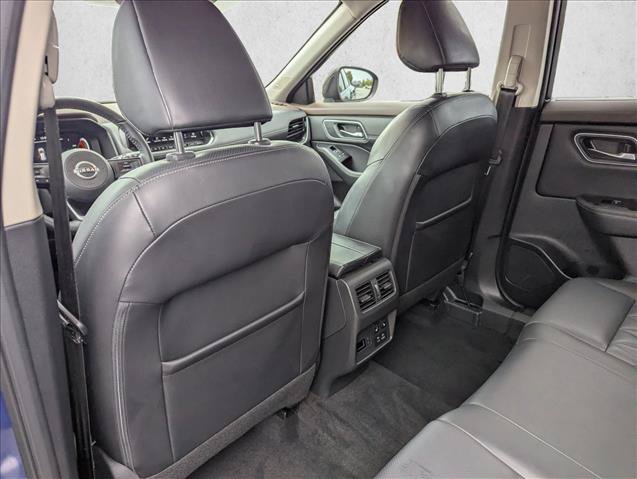 Used 2022 Nissan Rogue Platinum w/ Head-Up Display Package FWD image 25
