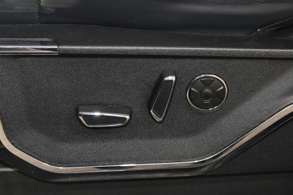 Certified 2022 Ford F150 Platinum w/ Equipment Group 701A High image 23