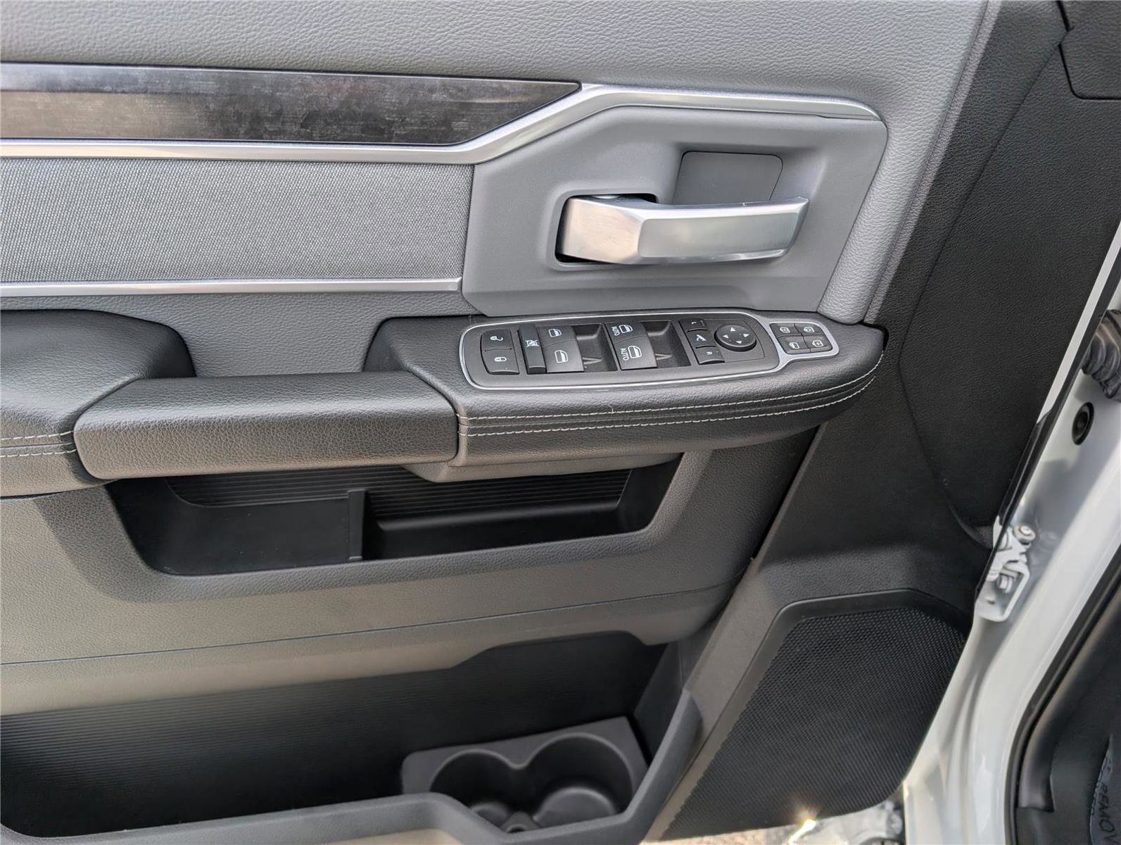 Used 2023 RAM 2500 Big Horn w/ Level 1 Equipment Group image 20