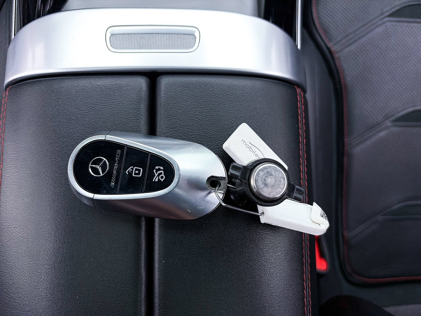 Used 2024 Mercedes-Benz C 43 AMG 4MATIC Sedan image 27