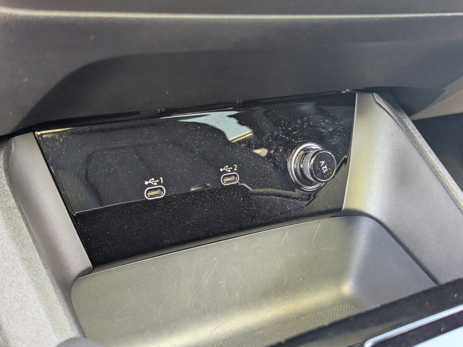 Used 2025 Audi A6 e-tron Prestige w/ Black Warm Weather Package image 29