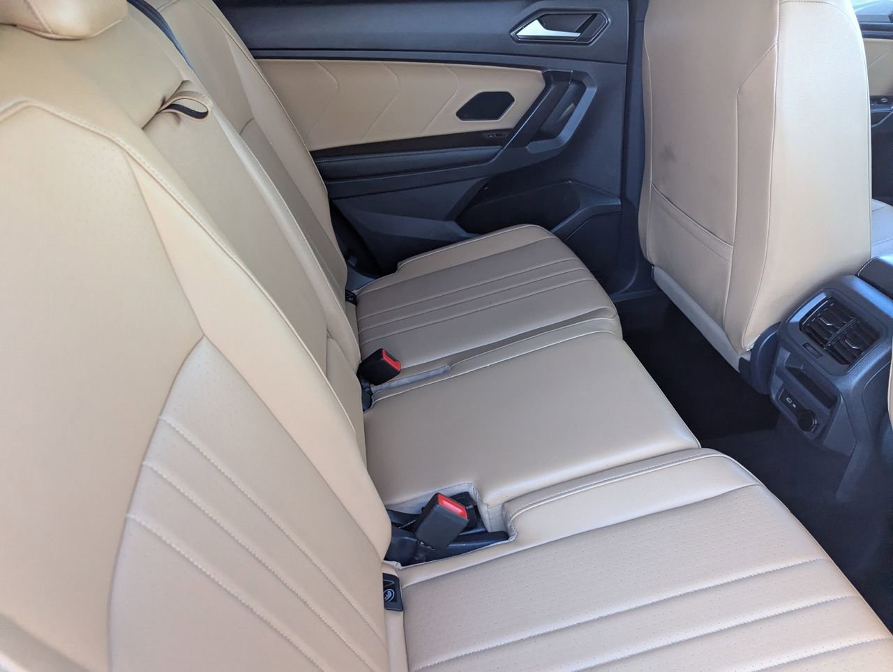 Used 2023 Volkswagen Tiguan SE FWD image 15