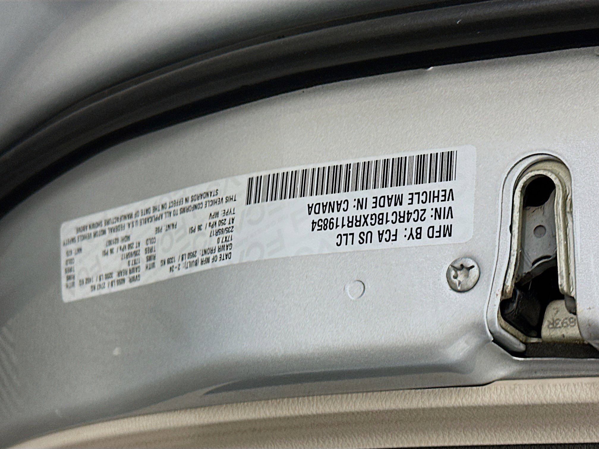 Used 2024 Chrysler Pacifica Touring-L FWD image 12