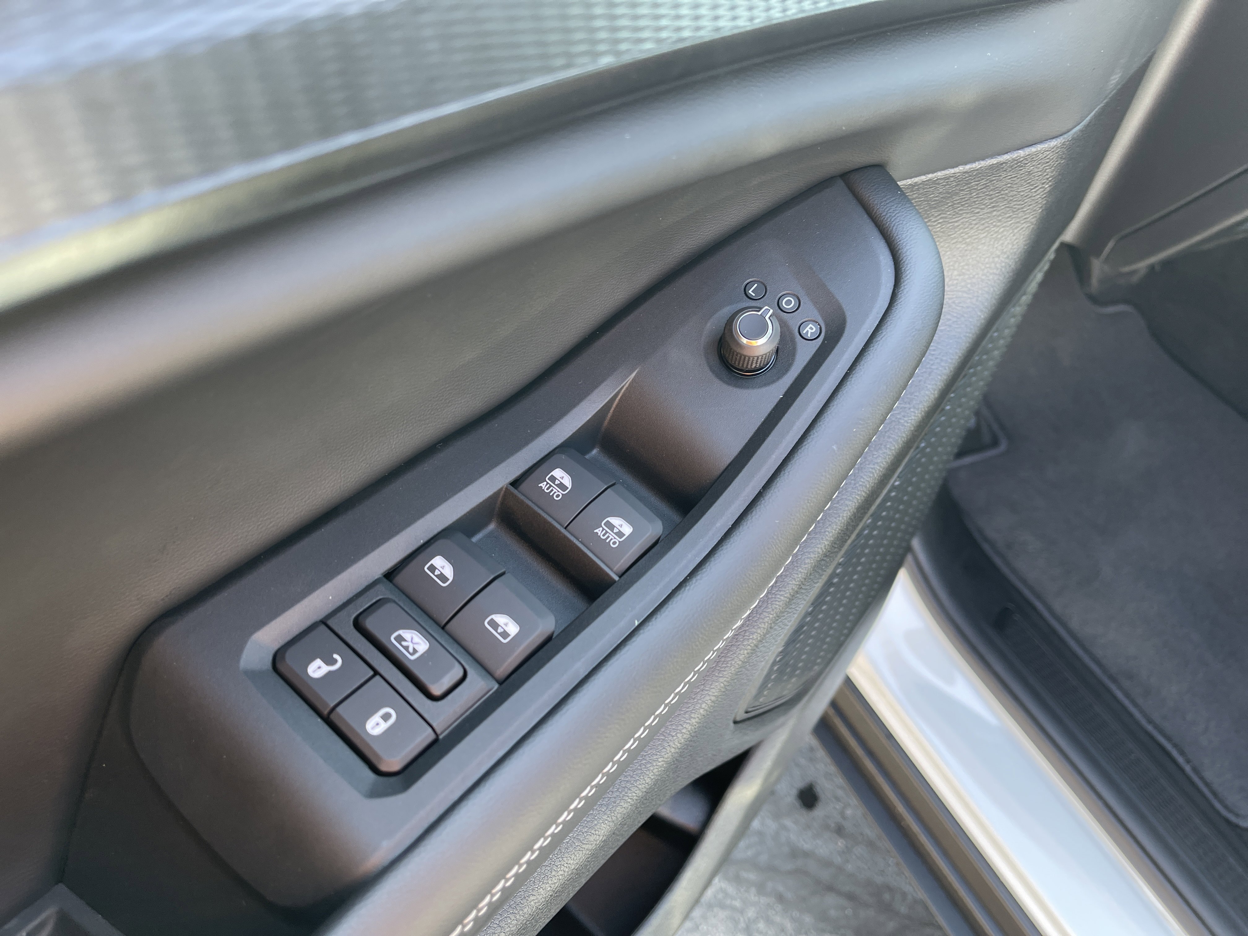 New 2025 Jeep Grand Cherokee L Altitude image 9