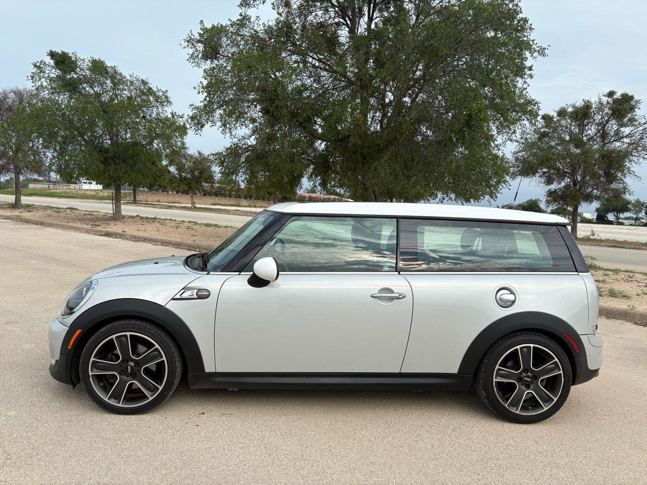Used 2012 MINI Cooper Clubman S FWD image 6