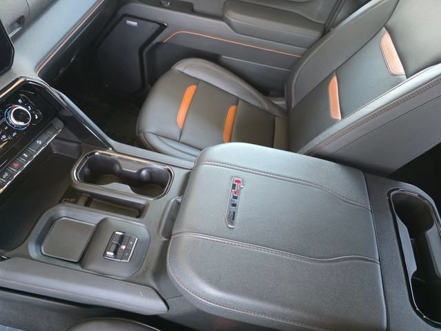Used 2025 GMC Sierra 2500 AT4 AWD/4WD image 32