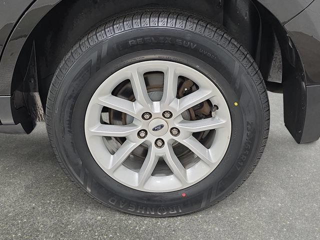 Used 2014 Ford Edge SE FWD image 29