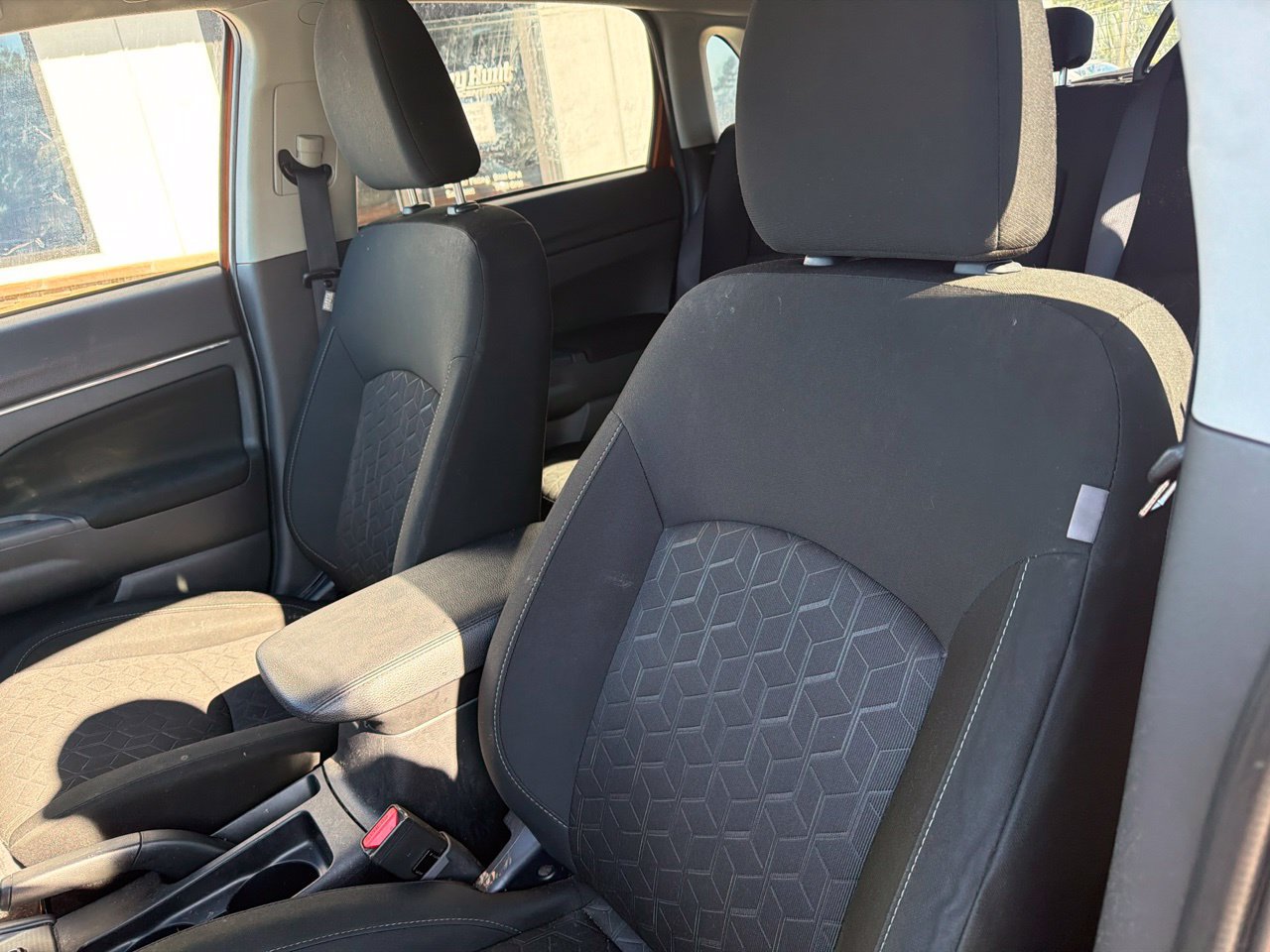 Used 2025 Mitsubishi Outlander Sport ES AWD/4WD image 3