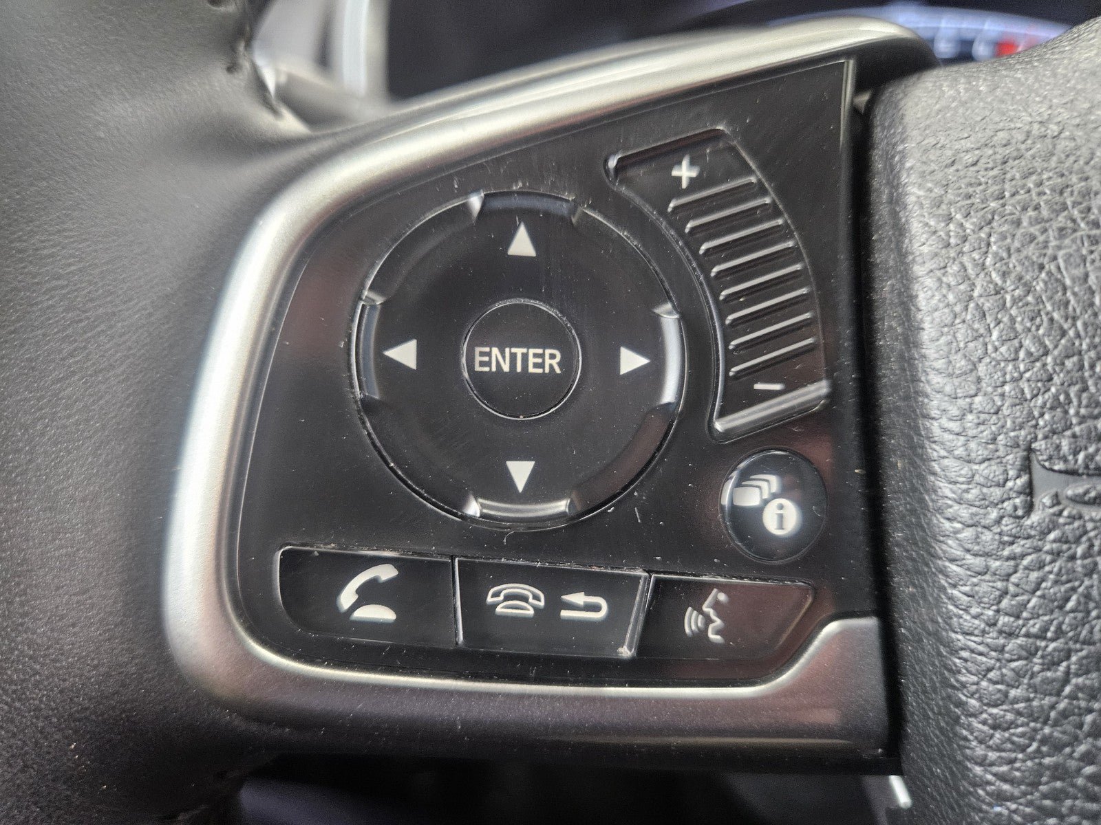 Used 2018 Honda CR-V EX-L image 29
