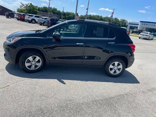 Used 2020 Chevrolet Trax LT w/ Driver Confidence Package AWD/4WD image 5