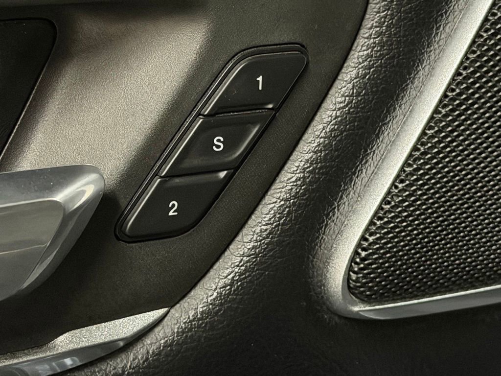 Used 2021 RAM 1500 Laramie w/ Advanced Safety Group image 29