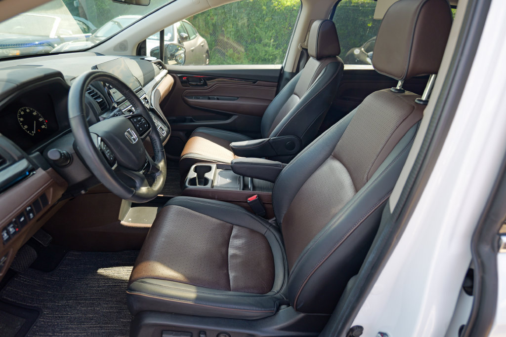 Used 2025 Honda Odyssey Elite image 21