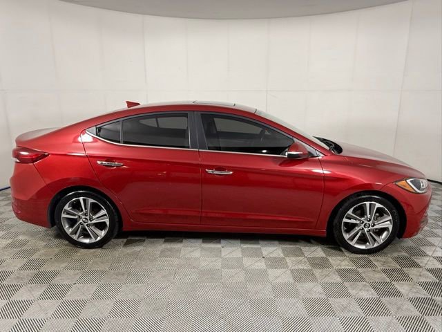 Used 2017 Hyundai Elantra Limited w/ Limited Tech Package 08 FWD image 17