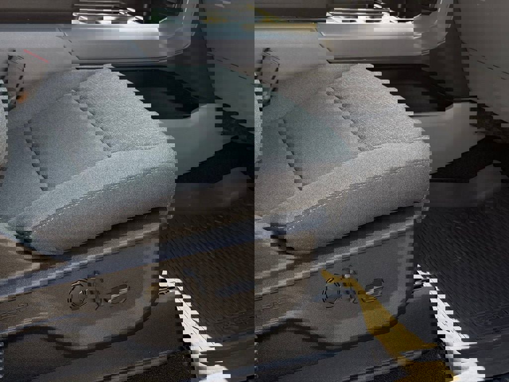 Certified 2024 Ford F150 XLT w/ Equipment Group 302A MID image 17