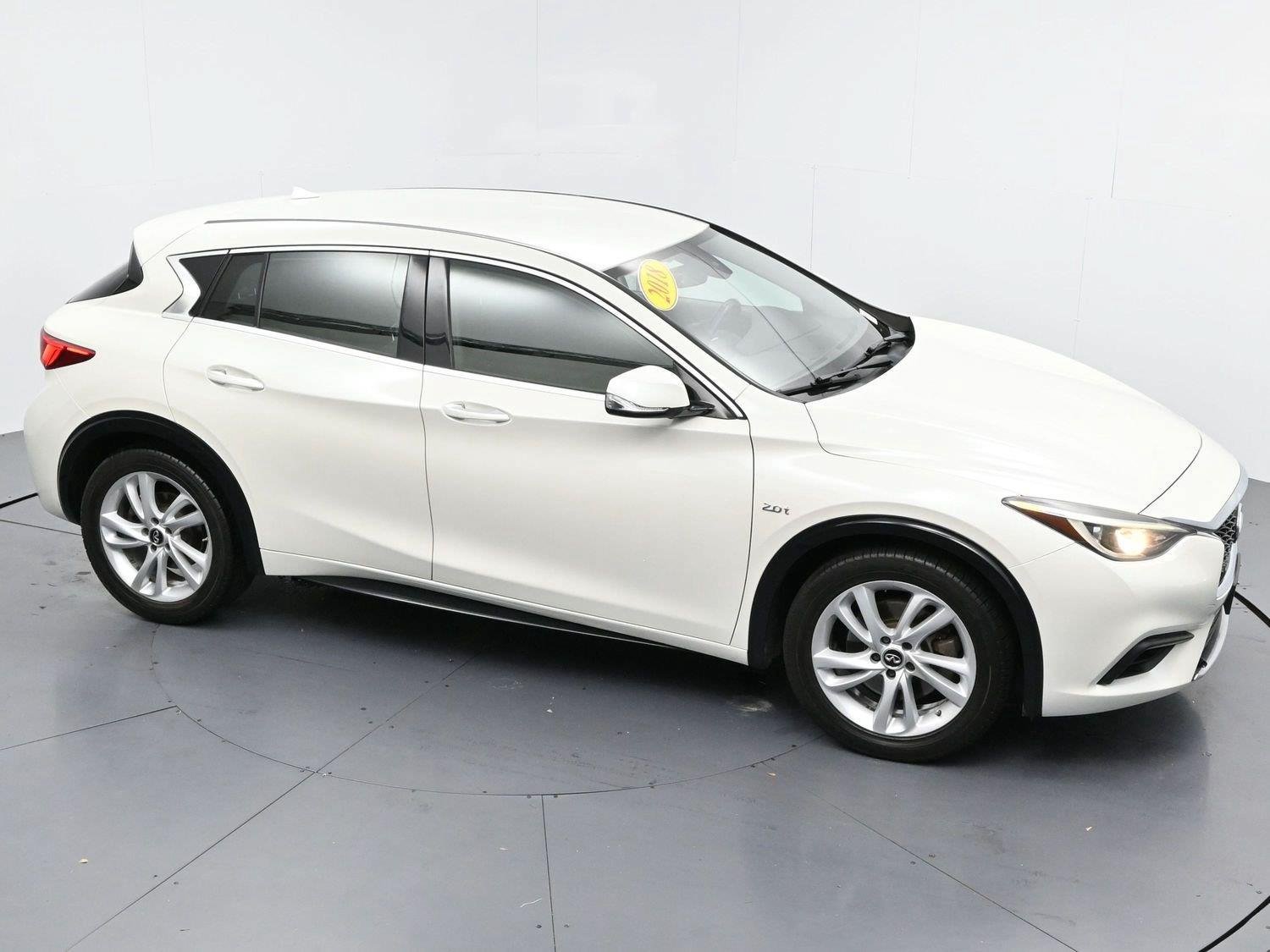 Used 2018 INFINITI QX30 FWD image 33