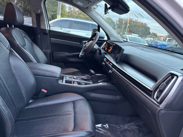 Used 2024 Kia Sorento S image 14