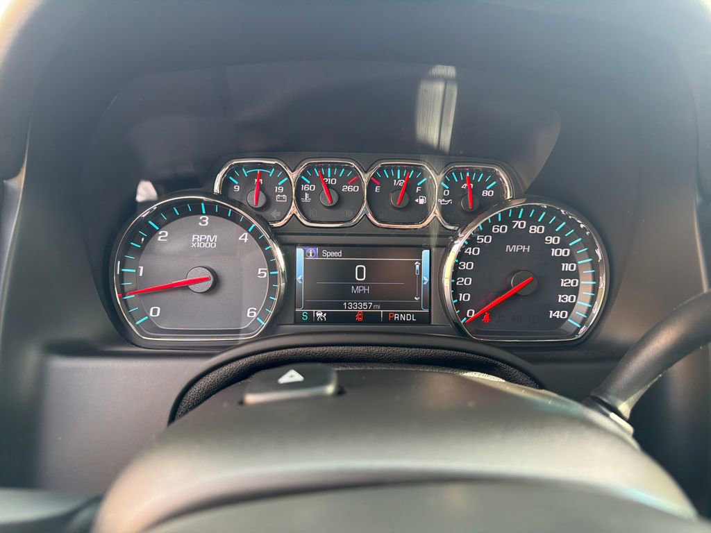 Used 2018 GMC Yukon SLT w/ Premium Edition AWD/4WD image 15