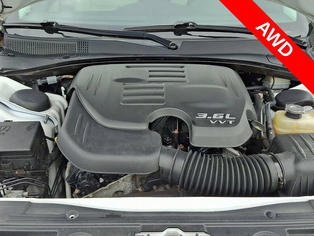 Used 2015 Chrysler 300 Limited w/ Driver Convenience Group AWD/4WD image 27