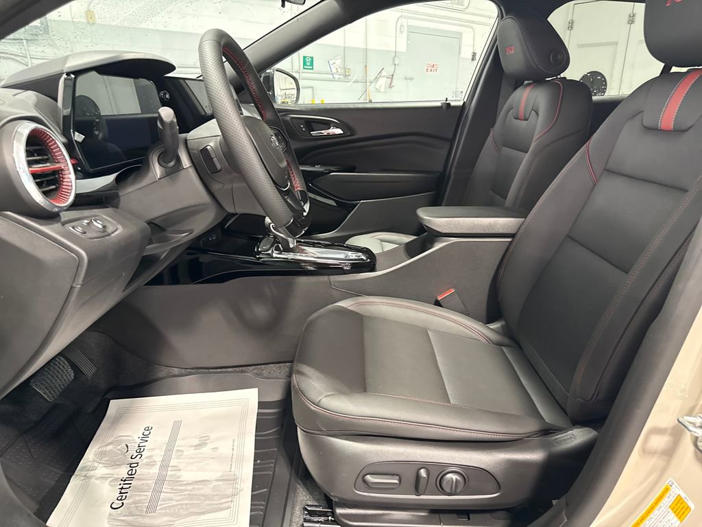 New 2026 Chevrolet Trax RS w/ Driver Confidence Package FWD image 27