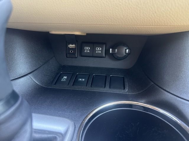 Used 2017 Toyota Highlander Limited FWD image 33