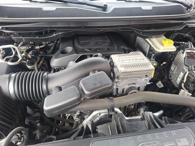 Used 2022 Jeep Wagoneer Series II AWD/4WD image 28