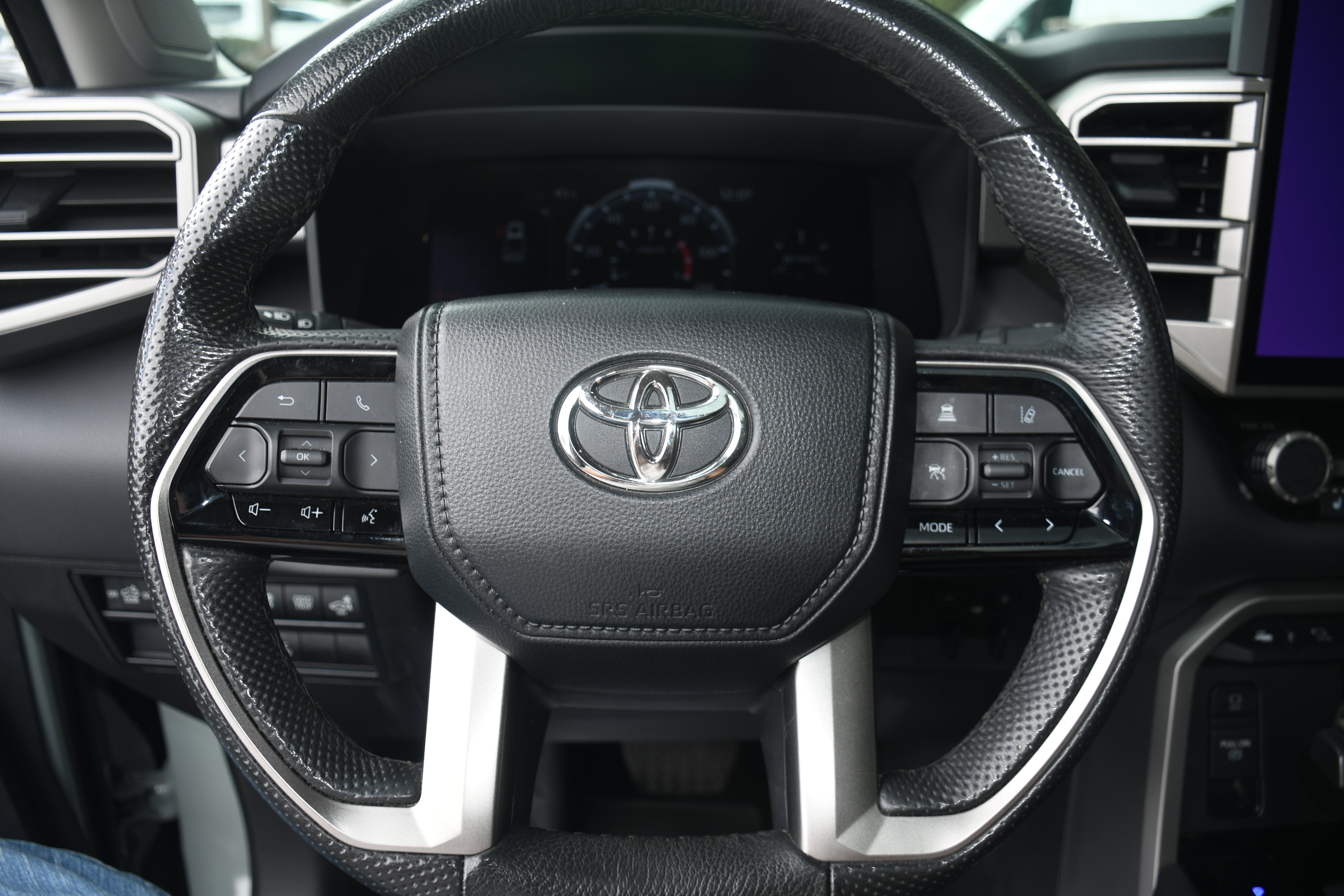 Used 2024 Toyota Tundra Limited RWD image 14