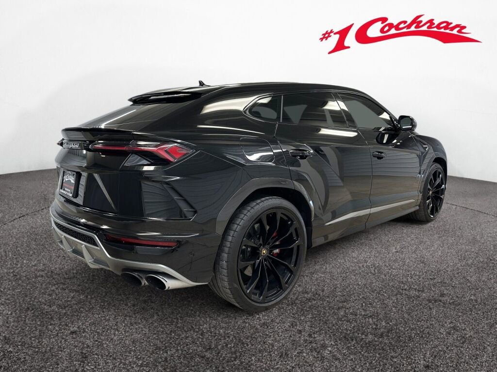 Used 2020 Lamborghini Urus image 35