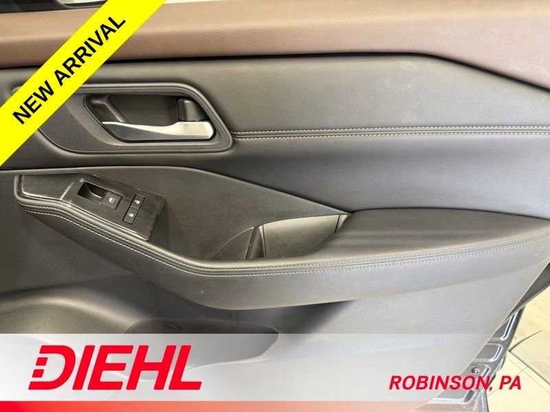 Used 2023 Nissan Rogue SV w/ SV Premium B Package AWD/4WD image 14