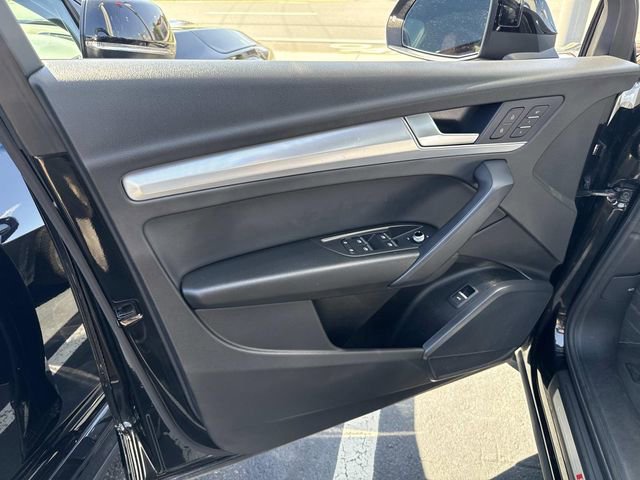 Used 2025 Audi Q5 2.0T Premium image 19
