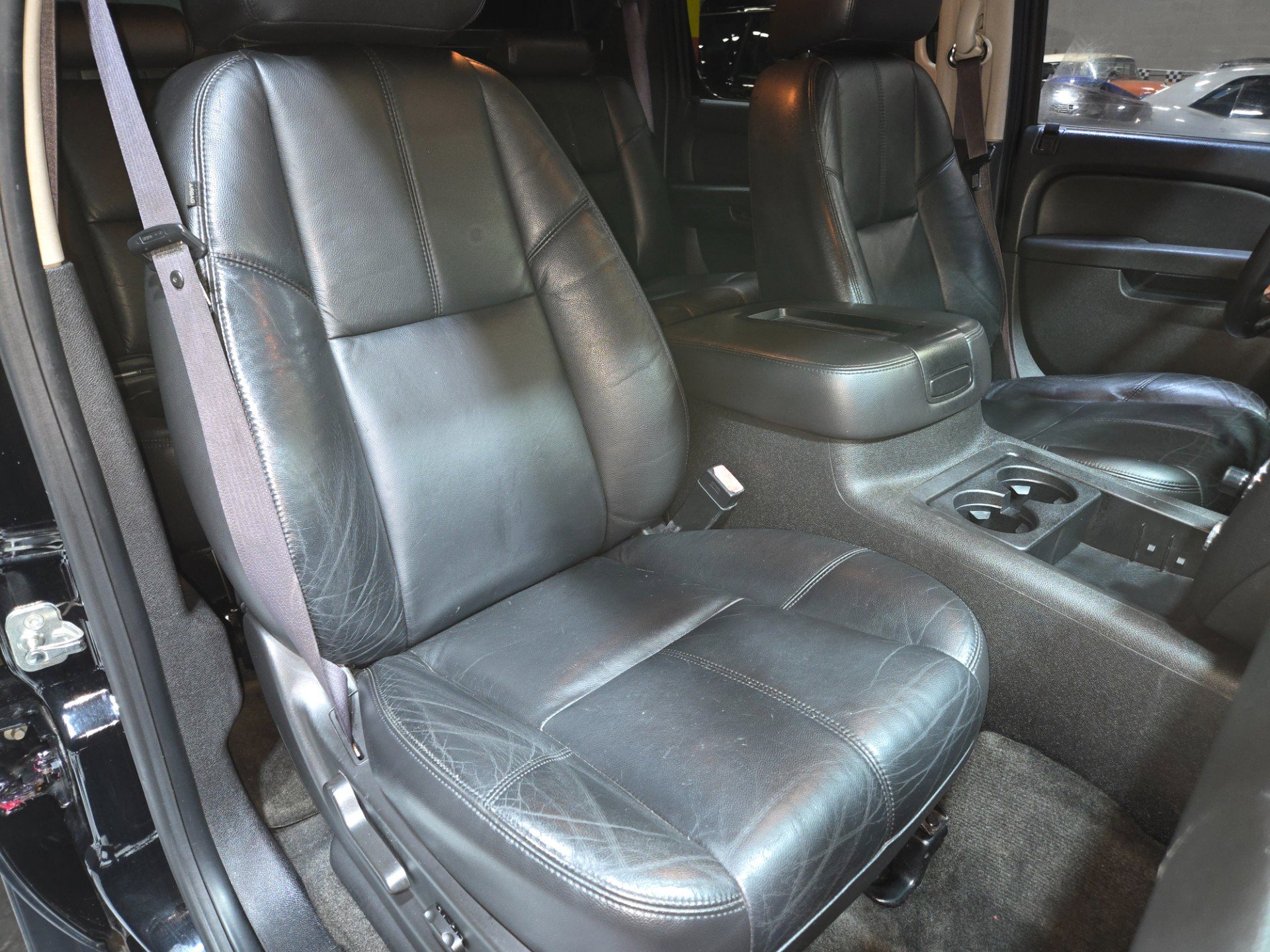 Used 2012 Chevrolet Avalanche LT w/ All-Star Edition image 10