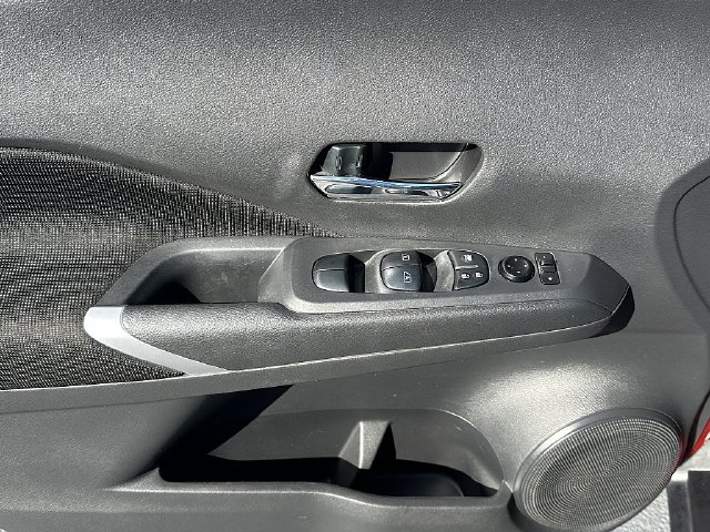 Used 2022 Nissan Kicks SV FWD image 21