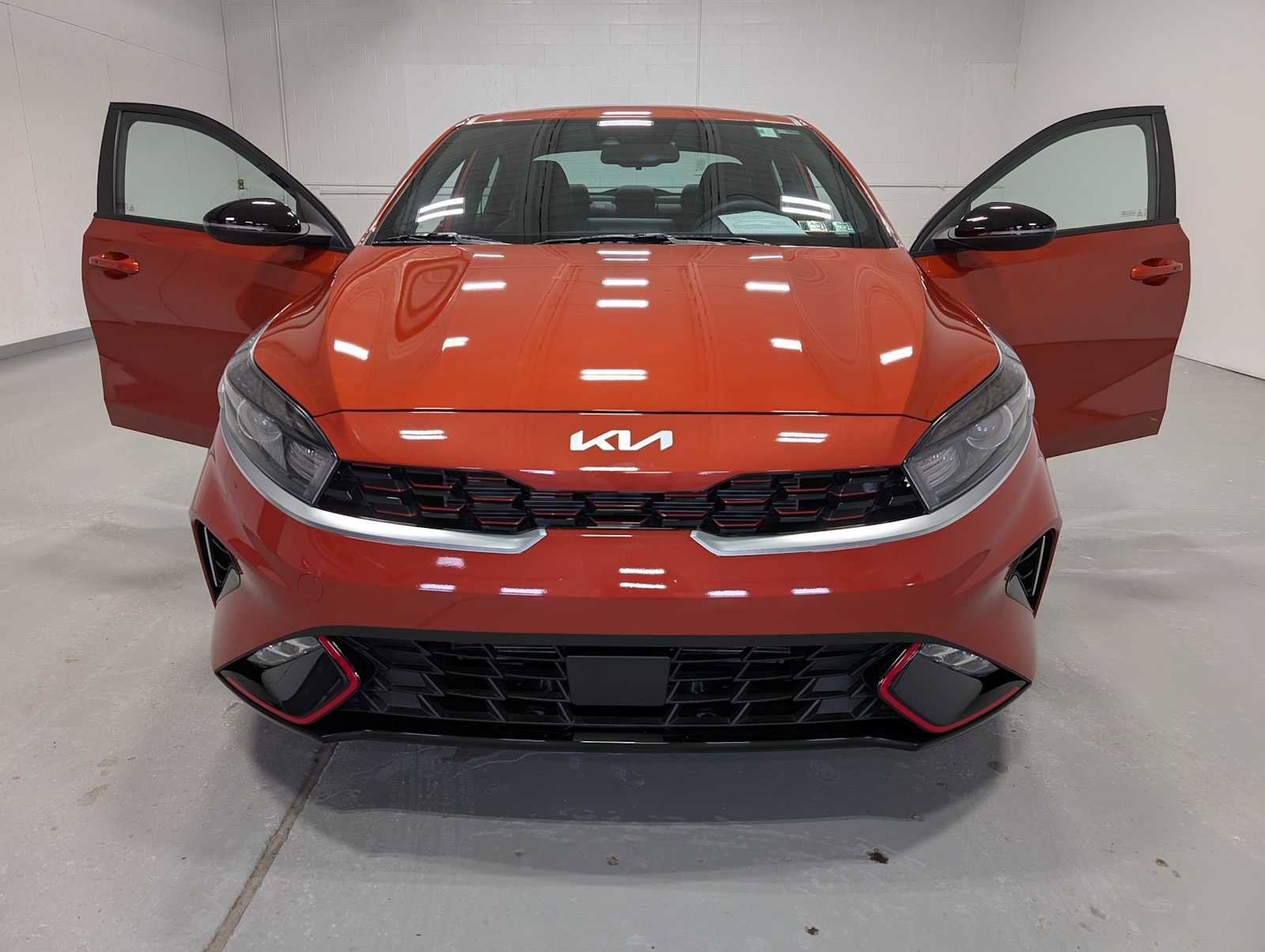 Certified 2024 Kia Forte GT-Line w/ GT-Line Premium Package image 15