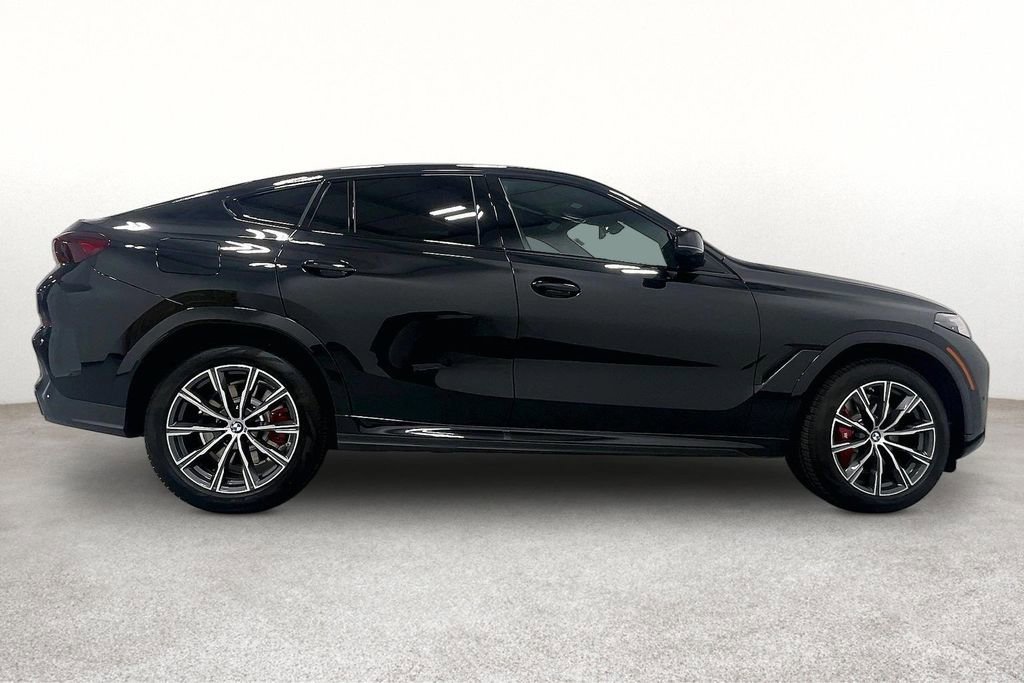 New 2026 BMW X6 M60i AWD/4WD image 7