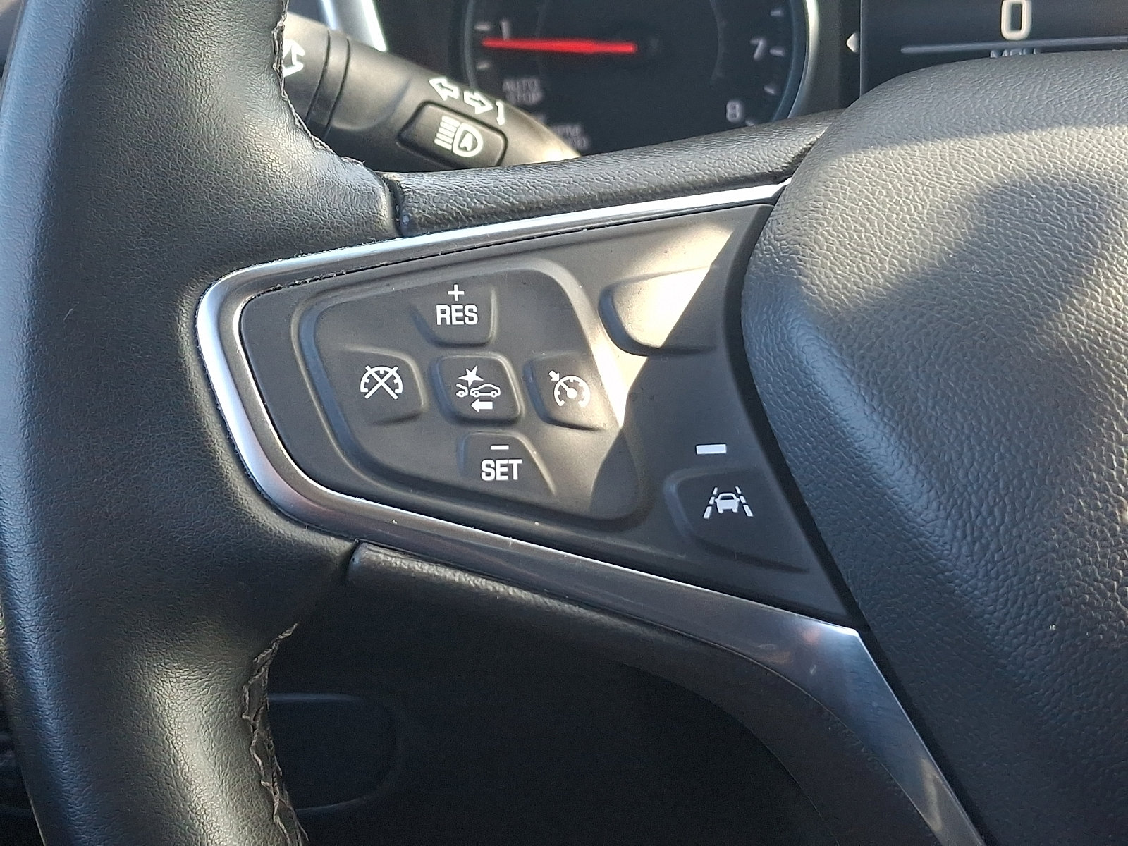 Used 2024 Chevrolet Equinox LT FWD image 21