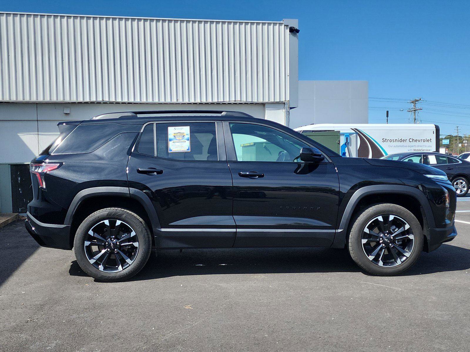 New 2026 Chevrolet Equinox RS w/ LPO, Floor Liner Package image 6