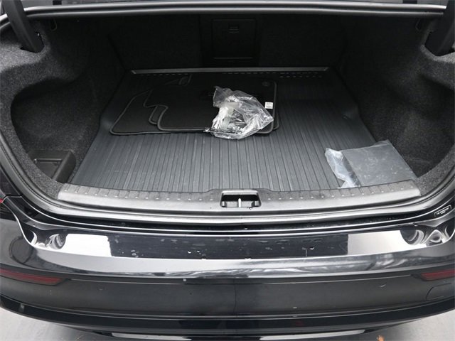 Used 2024 Volvo S60 B5 Plus image 23