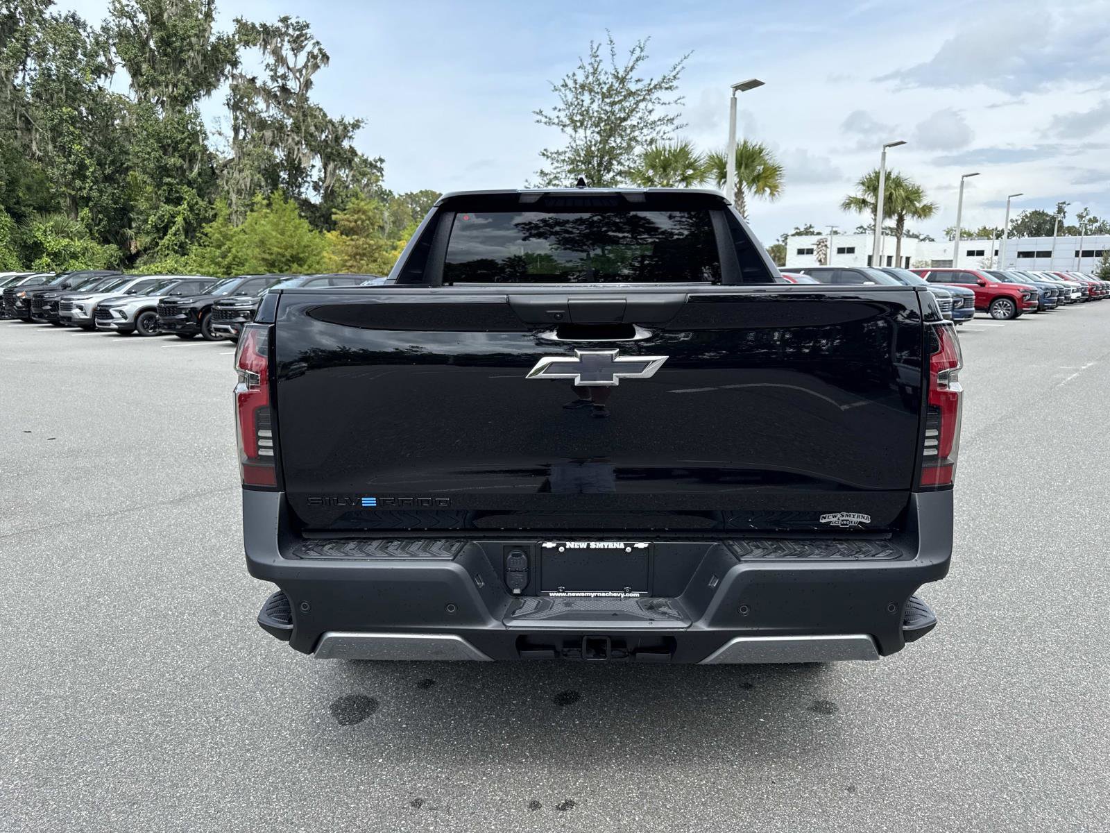 New 2026 Chevrolet Silverado EV Trail Boss image 4
