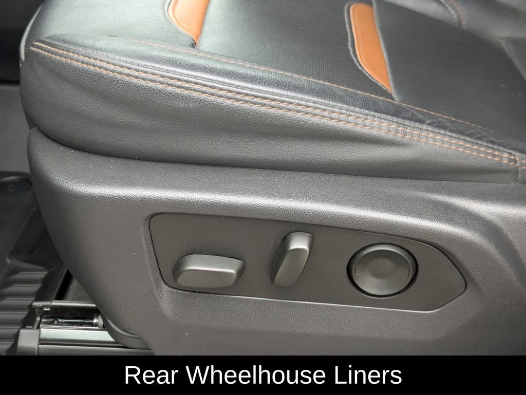 Used 2025 GMC Sierra 3500 AT4 w/ Technology Package image 27