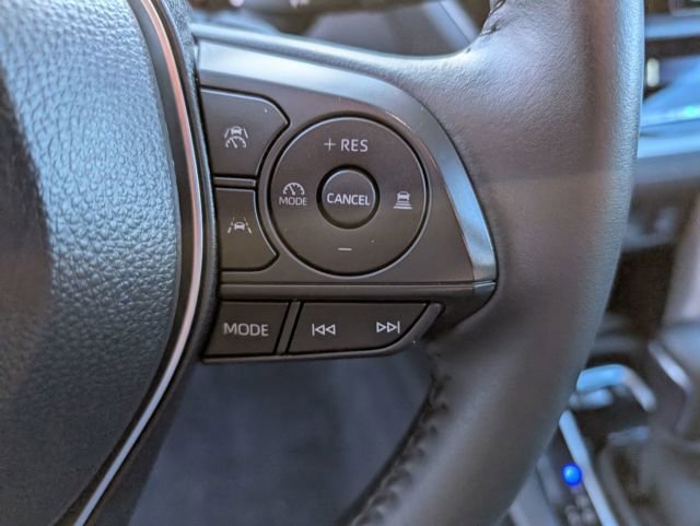 Used 2024 Toyota Corolla Cross XSE image 19