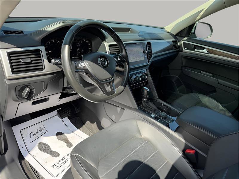 Used 2018 Volkswagen Atlas SEL Premium AWD/4WD image 16