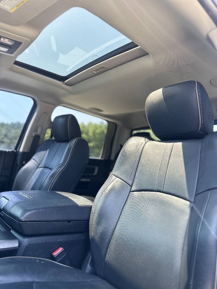 Used 2014 RAM 1500 Limited RWD image 16
