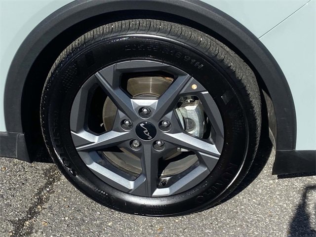 Used 2025 Kia K4 LXS image 8