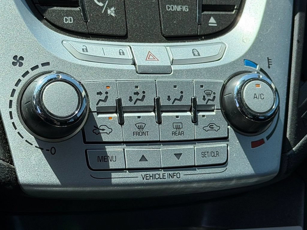 Used 2015 Chevrolet Equinox LS FWD image 26