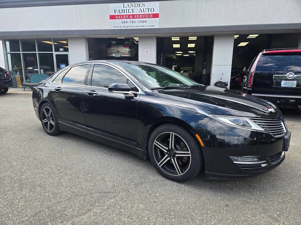 Used 2016 Lincoln MKZ AWD w/ Equipment Group 300A Reserve image 23