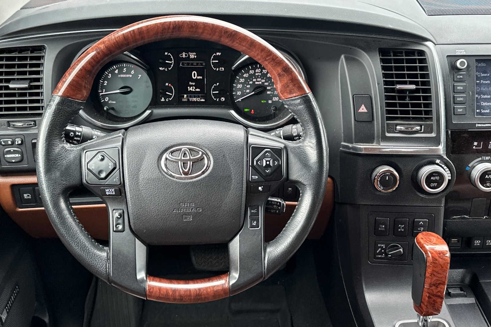 Used 2021 Toyota Sequoia Platinum AWD/4WD image 14