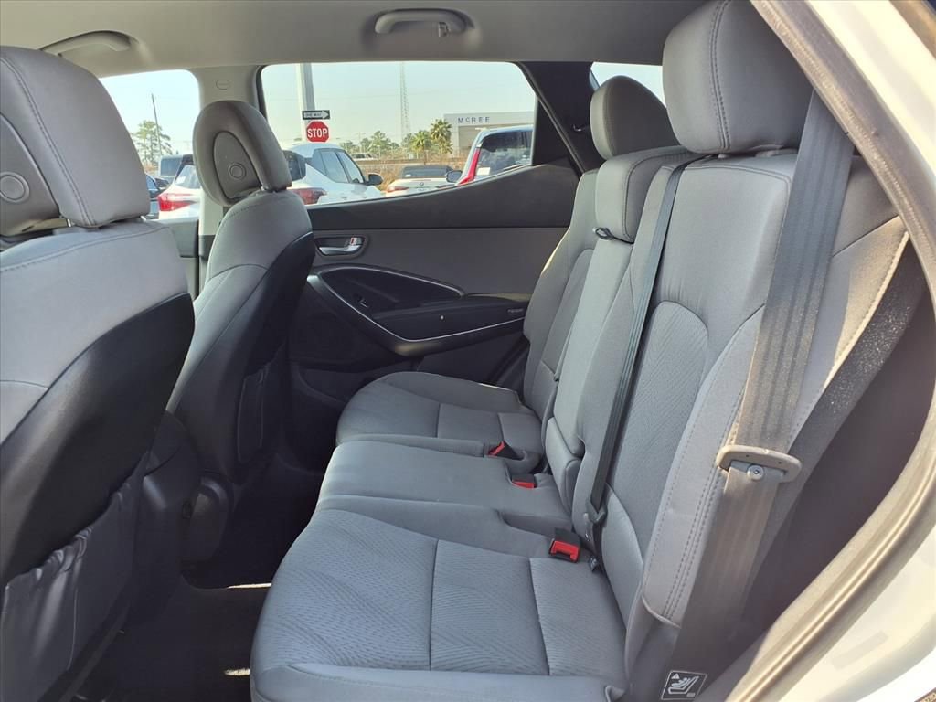 Used 2018 Hyundai Santa Fe Sport w/ 2.4L Value Package 02 image 17